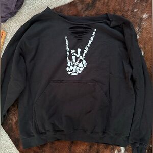 Off shoulder sweatshirt